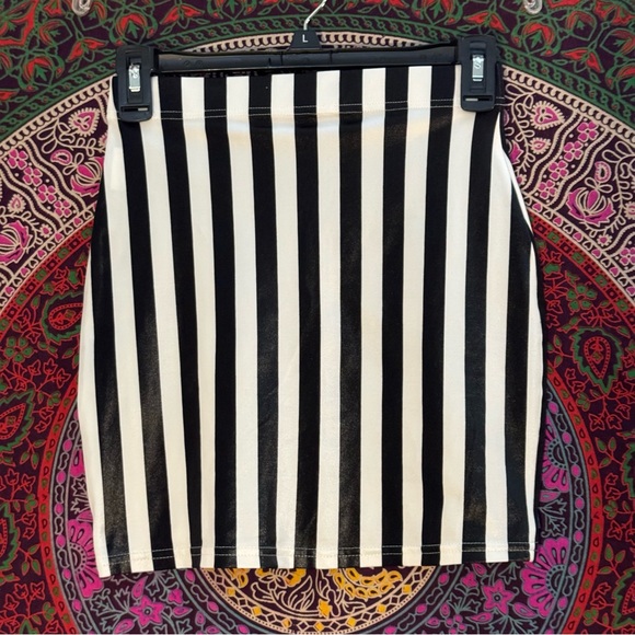 BlackMilk Clothing- Wetlook Beetlejuice Skirt- Size Small- PC - Picture 2 of 5